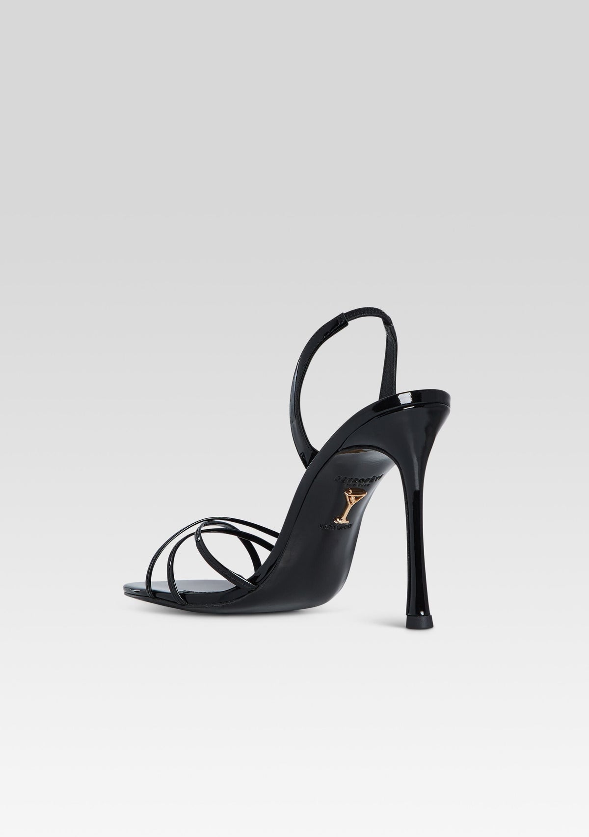 Anabel Sandal