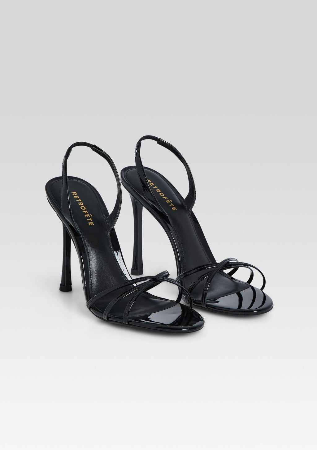 Anabel Sandal