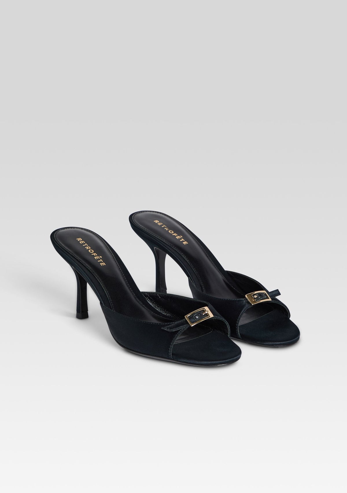Fernanda Sandal