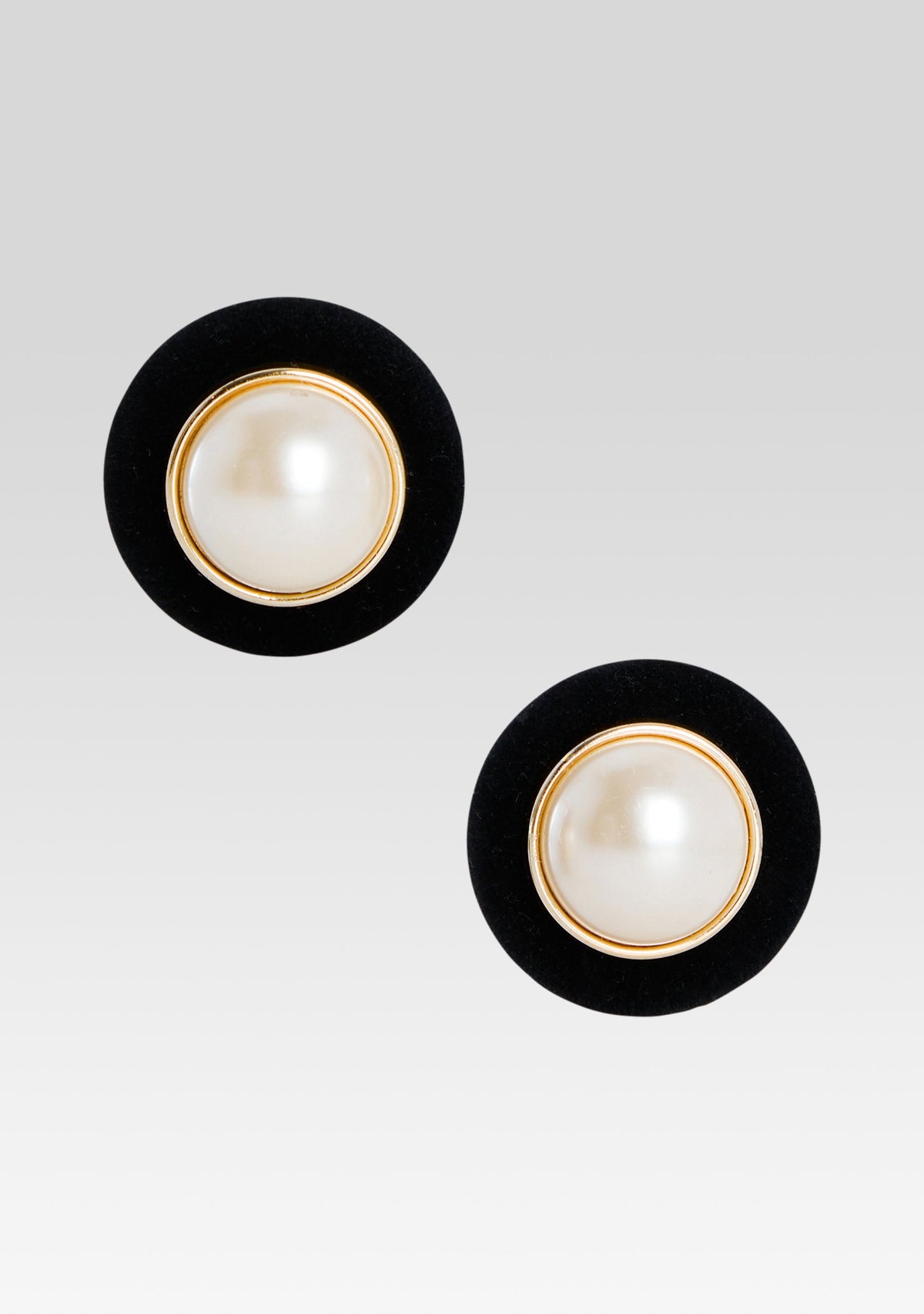 Sari Pearl Earring
